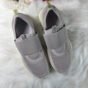 Sorel Kinetic Impact Strap Tennis Shoes